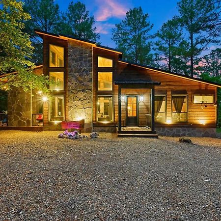 Luxury Cabin In The Woods With Hot Tub And Yard Games! Broken Bow Exteriör bild