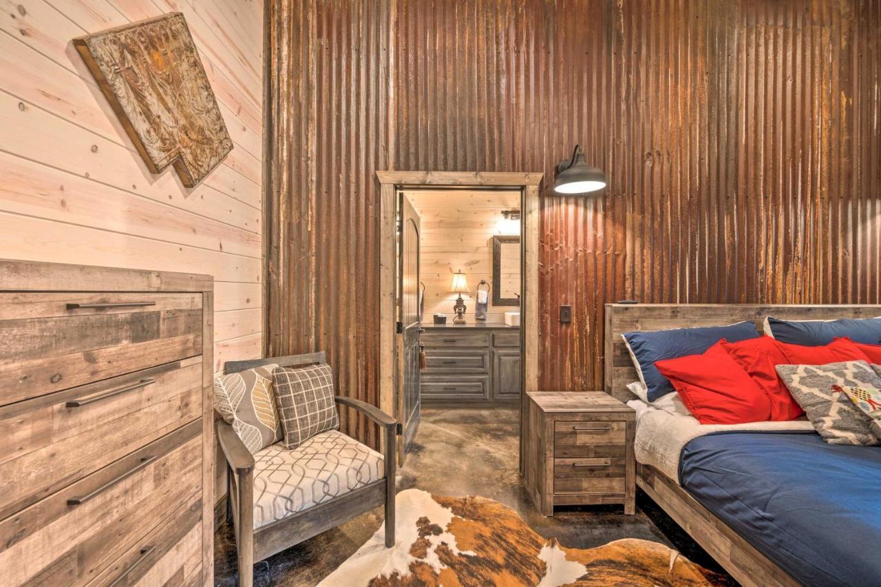 Luxury Cabin In The Woods With Hot Tub And Yard Games! Broken Bow Exteriör bild